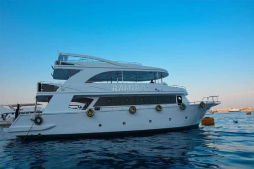 Sharm Luxury private yacht with lunch & Drinks