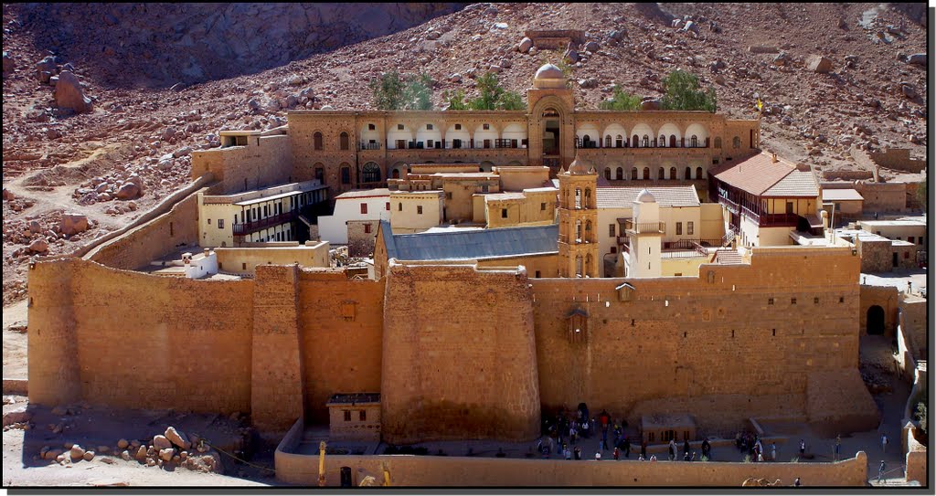 Visite du monastère Sainte-Catherine et de la ville de Dahab au départ de Charm el-Cheikh.