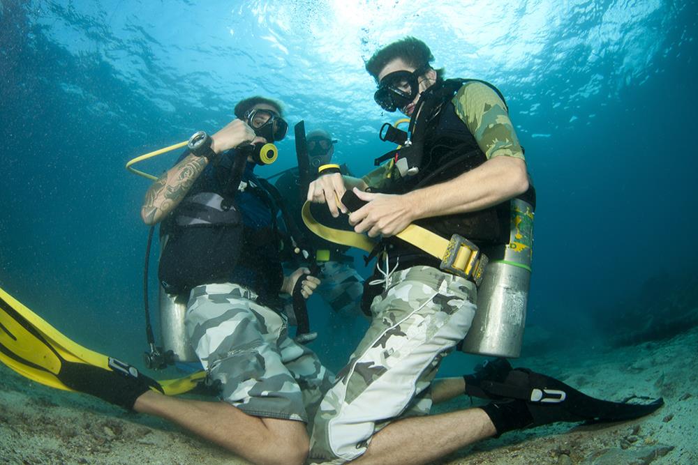 COURS PADI SCUBA DIVER HALF OPEN WATER